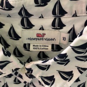 Vineyard Vines